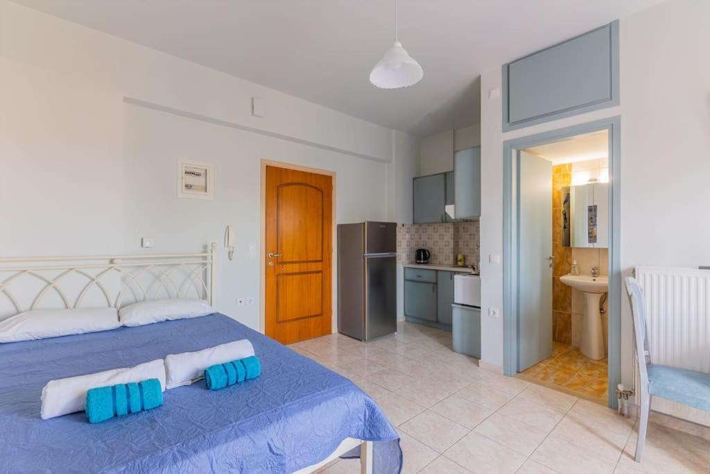 Faidra 02 At Tei Apartment Heraklion  Bagian luar foto